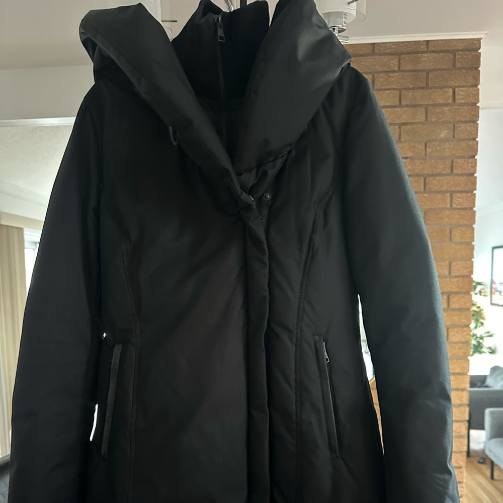 Soia and Kyo winter coat with attached inner lining.